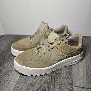 Nike Women's Sneakers in Olive and Cream